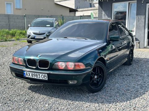 BMW 520I