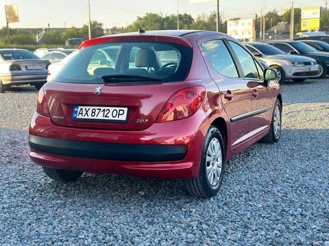 Peugeot 207