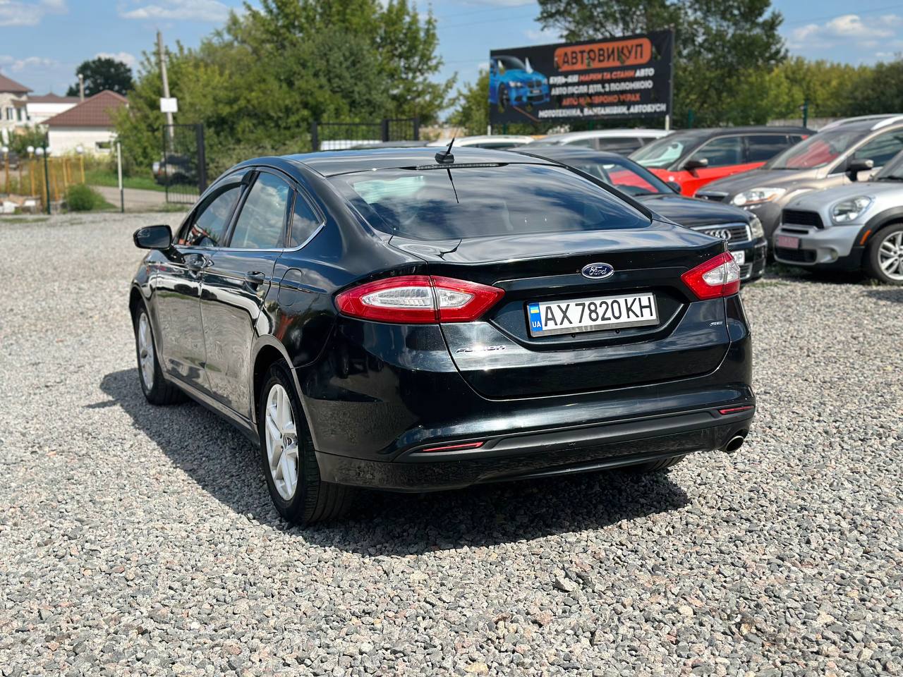 Ford Fusion SE — фото 1