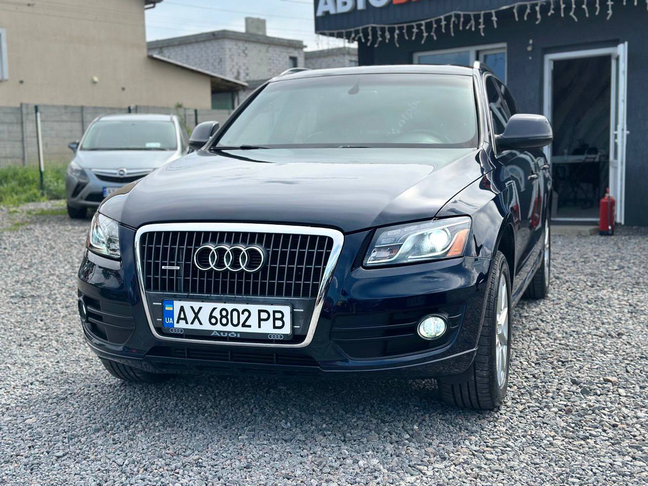 Audi Q5 — фото 1