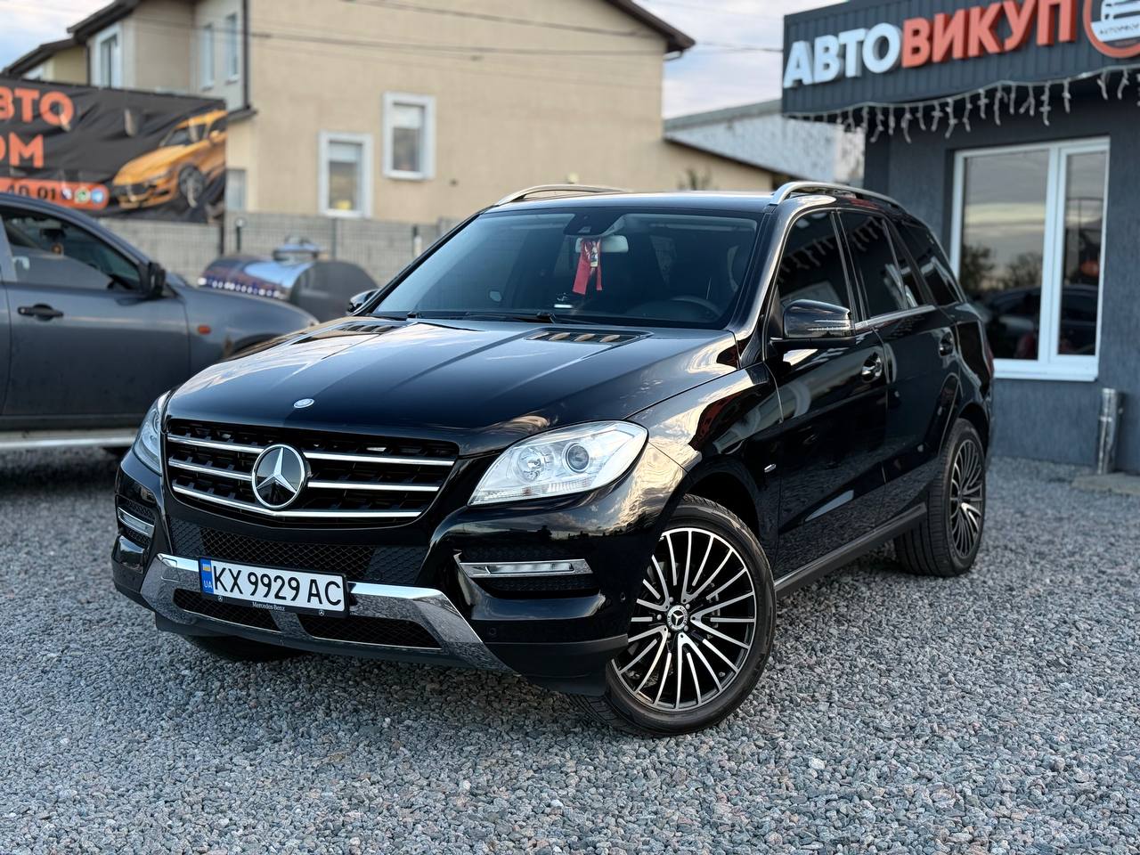 Mercedes-Benz ML — фото 1