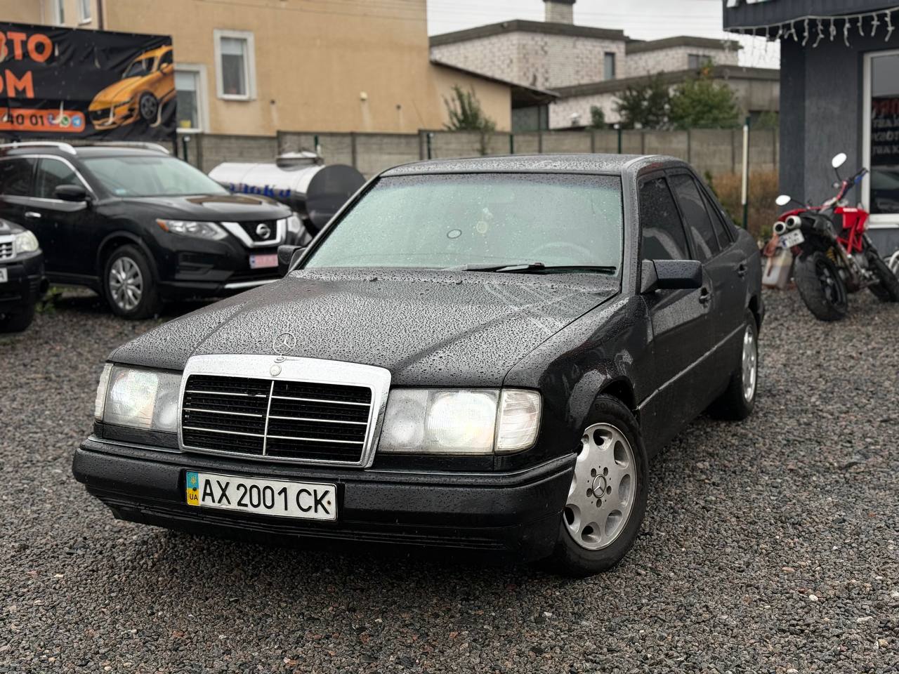 Mercedes-Benz W124 — фото 1