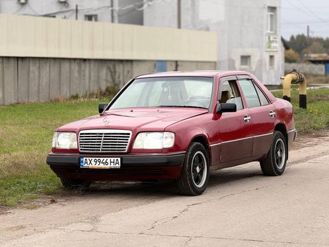 Mercedes-Benz W124 2.3