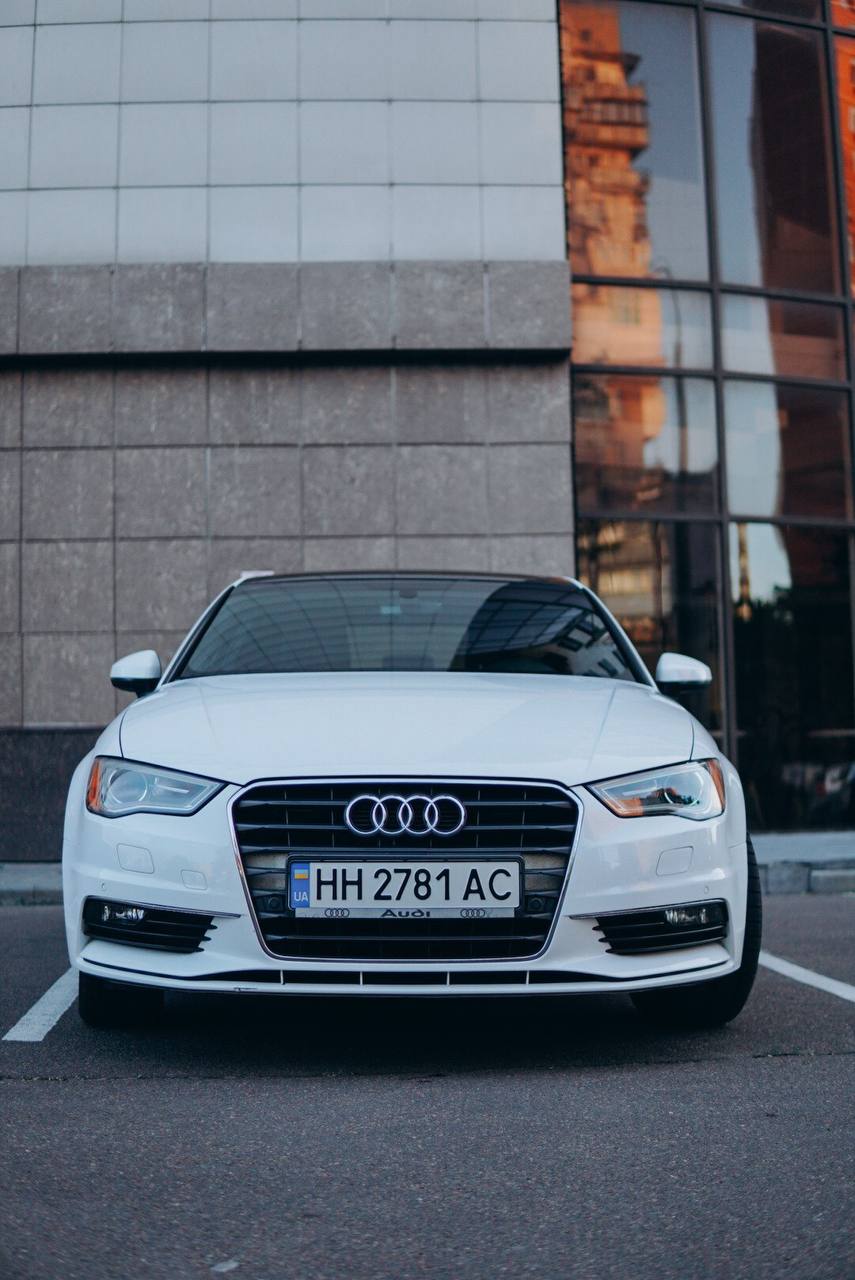 Audi A3 — фото 1