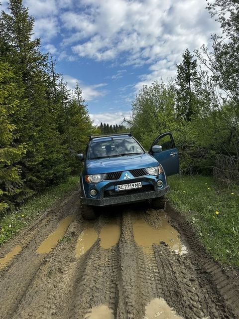 Mitsubishi L200 super select