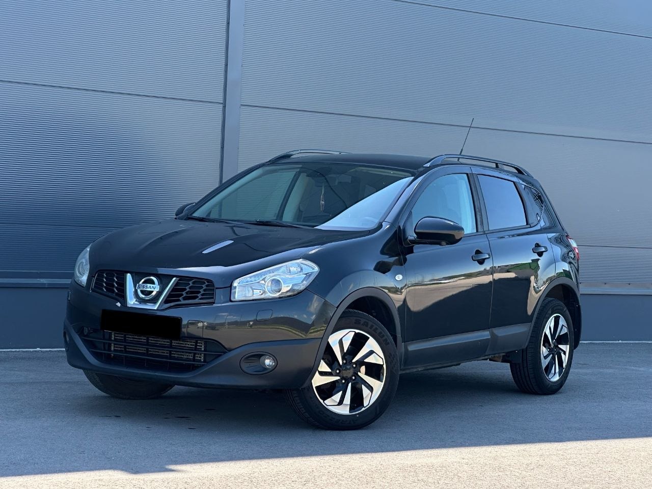Nissan Qashqai — фото 1