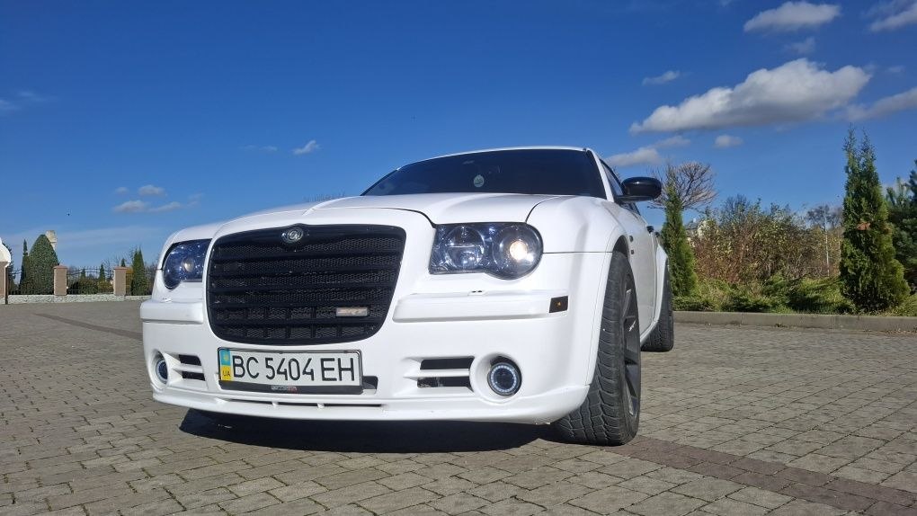 Chrysler 300C — фото 1