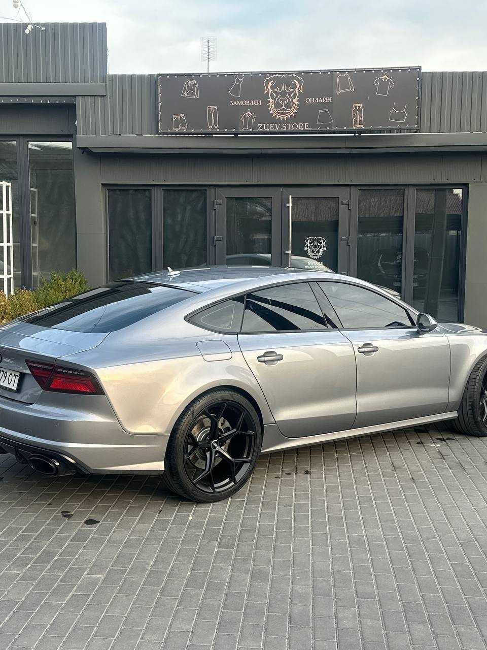 Audi A7 — фото 1