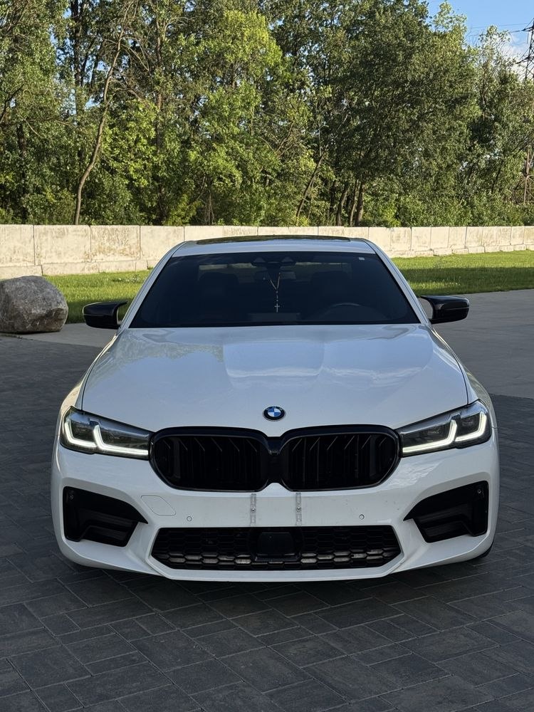 BMW 530i — фото 1