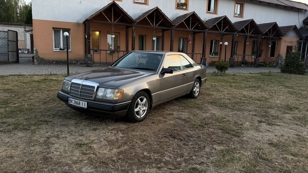 Mercedes-Benz E Class w124 — фото 1