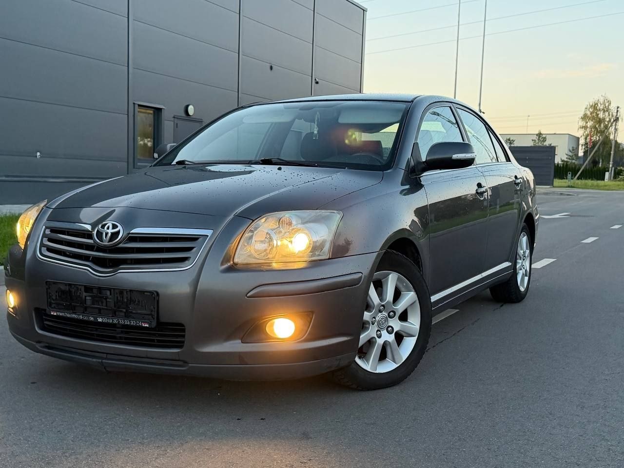 Toyota Avensis D4D — фото 1