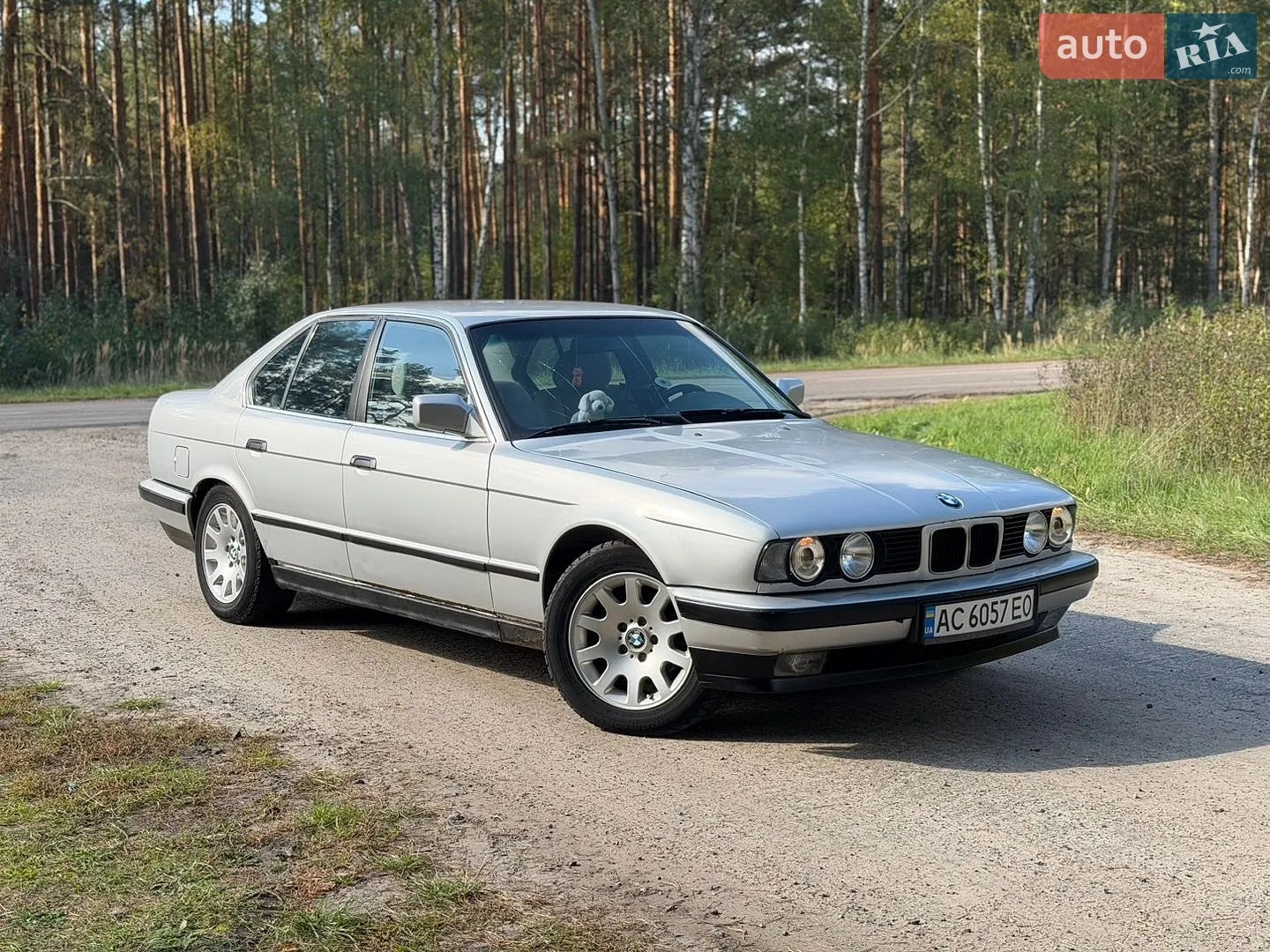 BMW 5 Series — фото 1