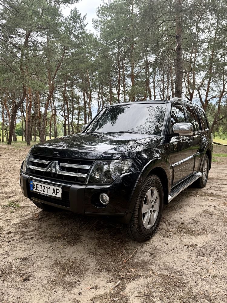Mitsubishi Pajero Wagon IV 3.0 — фото 1