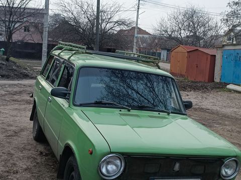Lada 2102