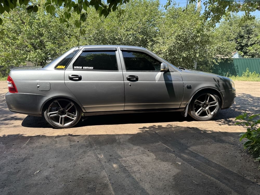 Lada 2170