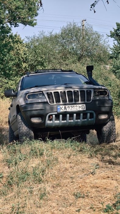 Jeep Grand Cherokee — фото 1