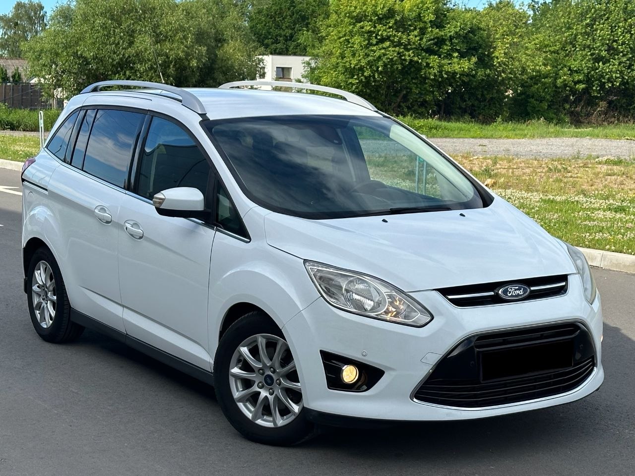Ford C-max — фото 1