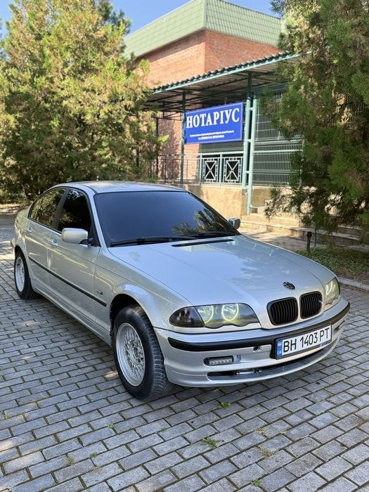 BMW 3 Series — фото 1