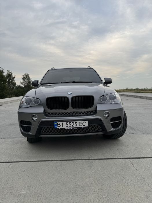 BMW X5 — фото 1