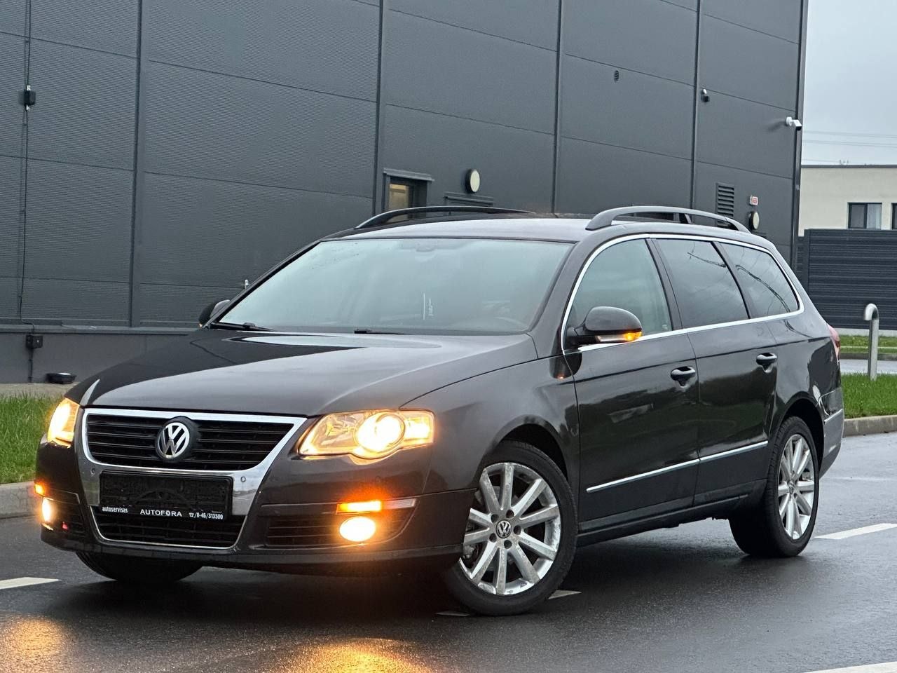 Volkswagen Passat — фото 1