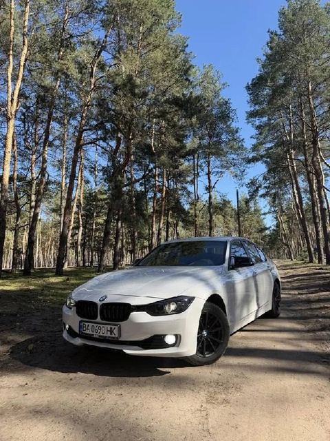 BMW 320I