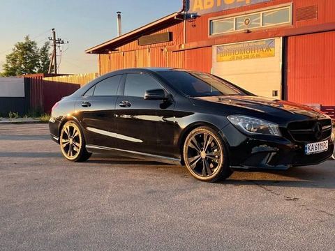 Mercedes-Benz CLA 250