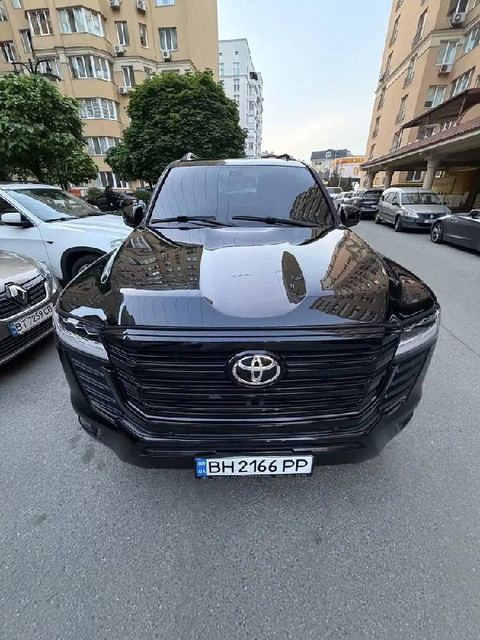 Toyota Land Cruiser 200