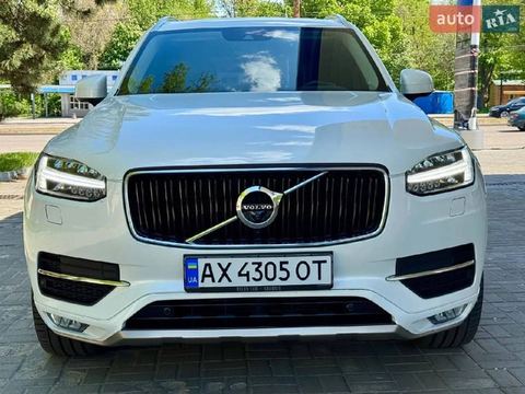 Volvo XC90