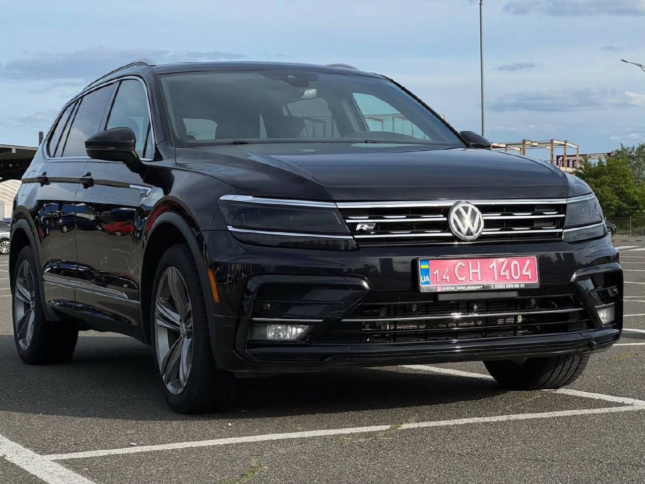 Volkswagen Tiguan Allspace R-Line 4Motion — фото 1