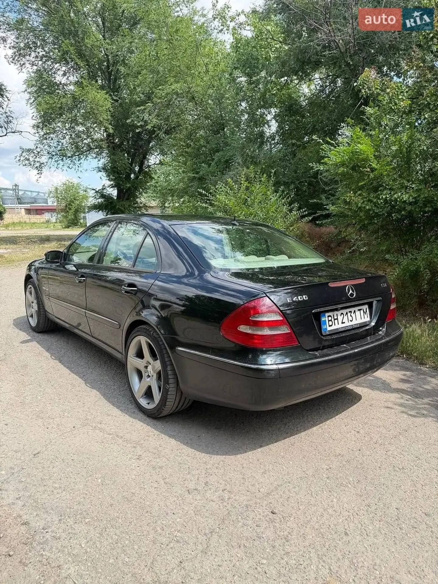 Mercedes-Benz E400