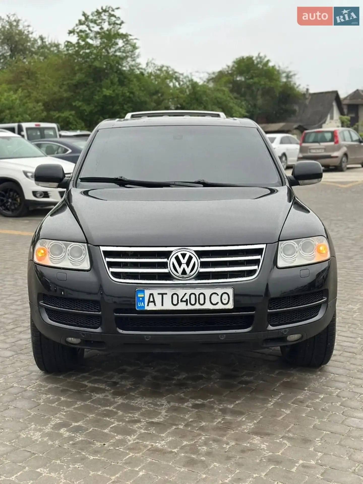 Volkswagen Touareg — фото 1