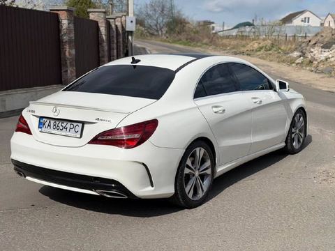 Mercedes-Benz CLA 250