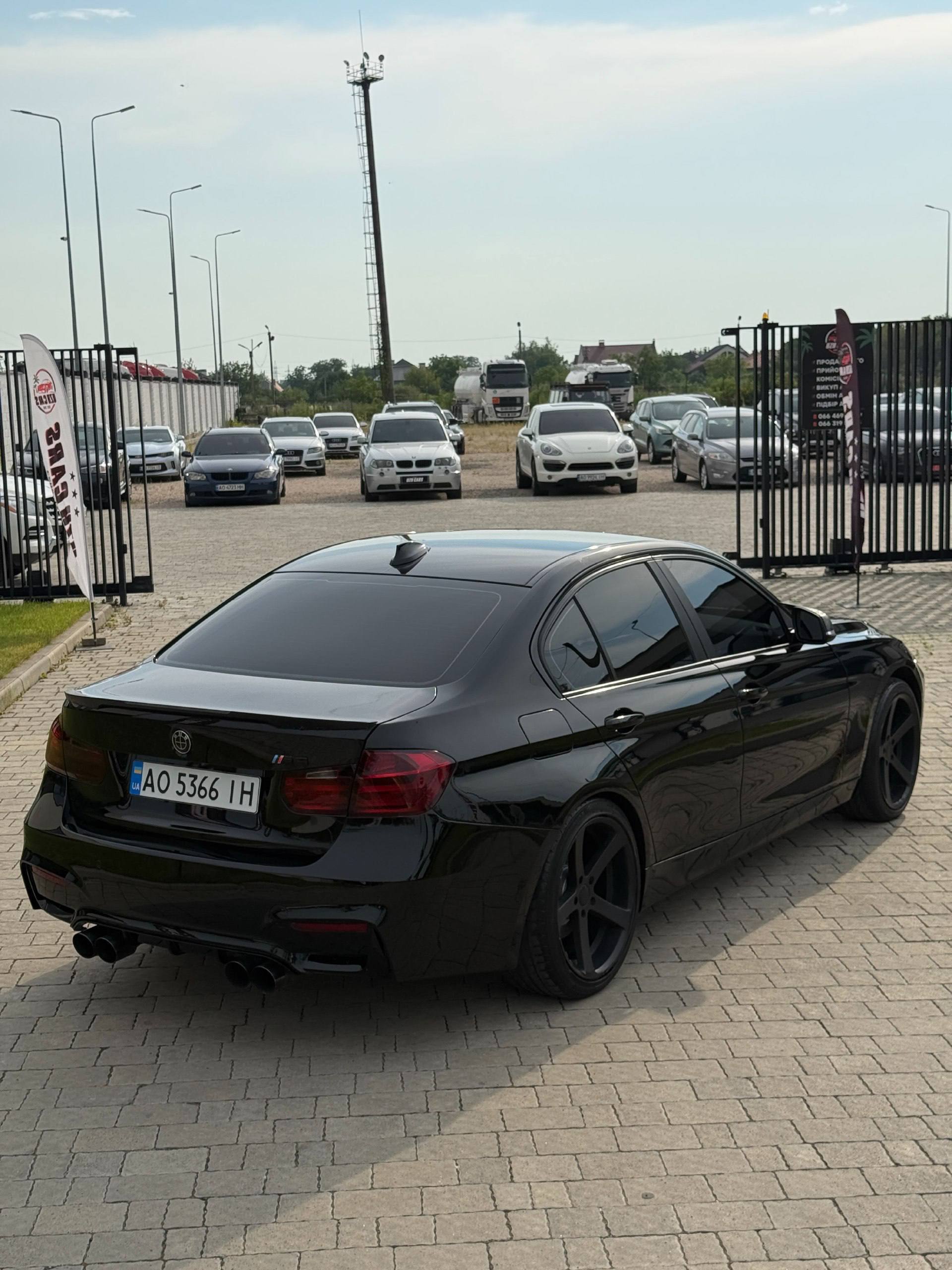 BMW F30 328i