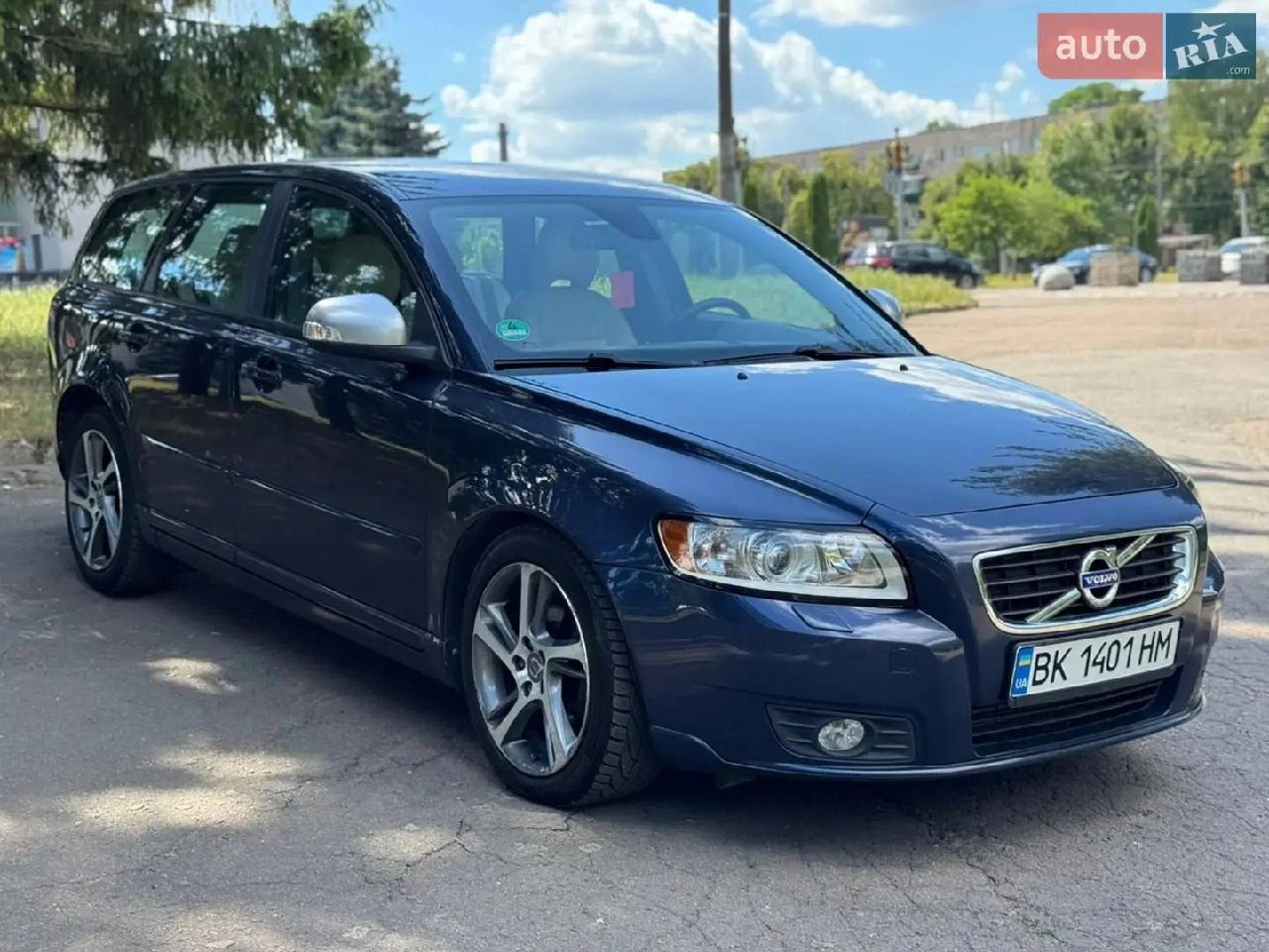 Volvo V50