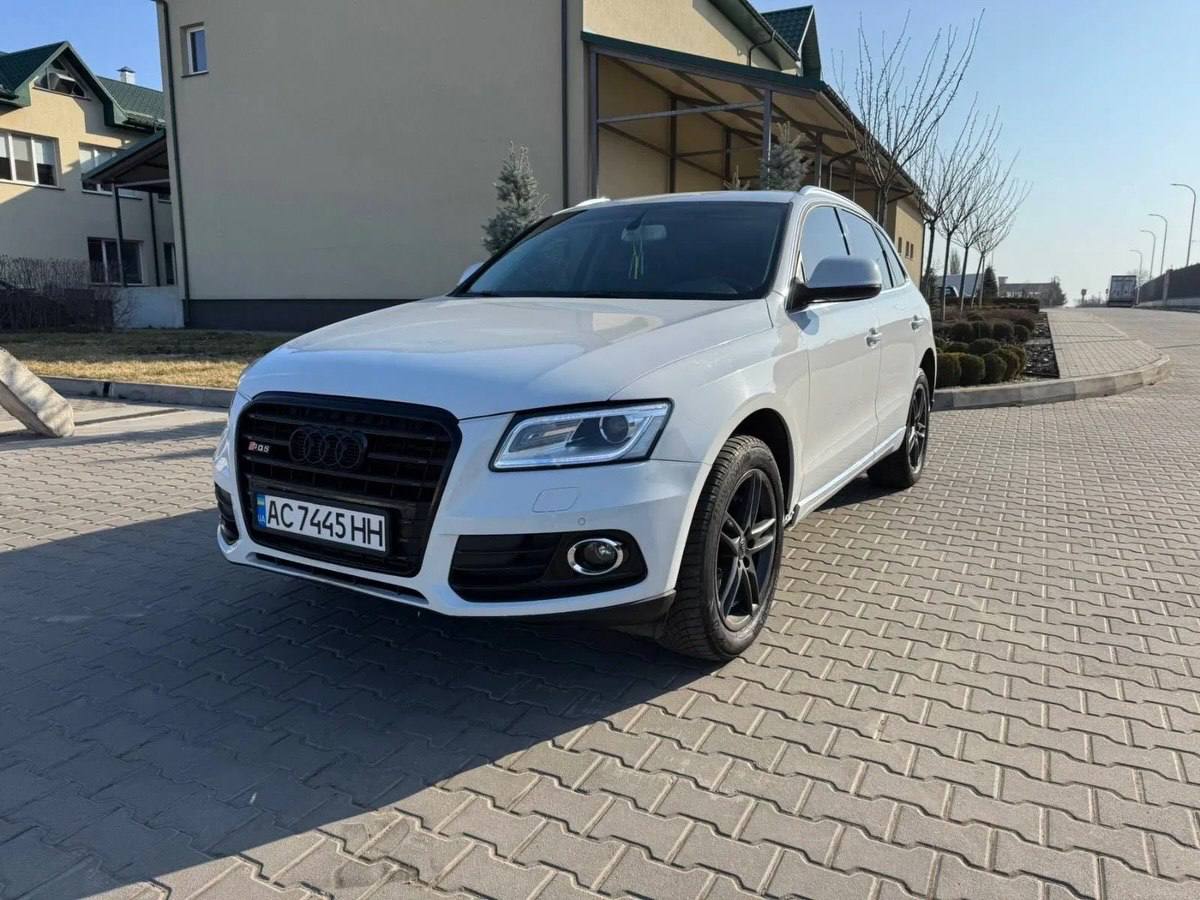 Audi SQ5 — фото 1