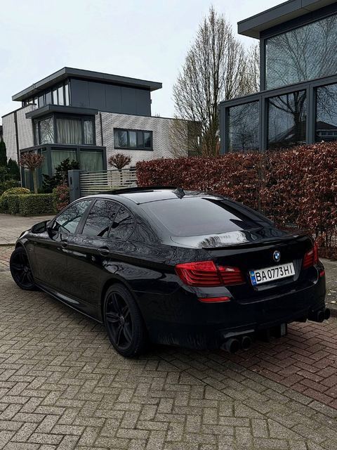 BMW 535i