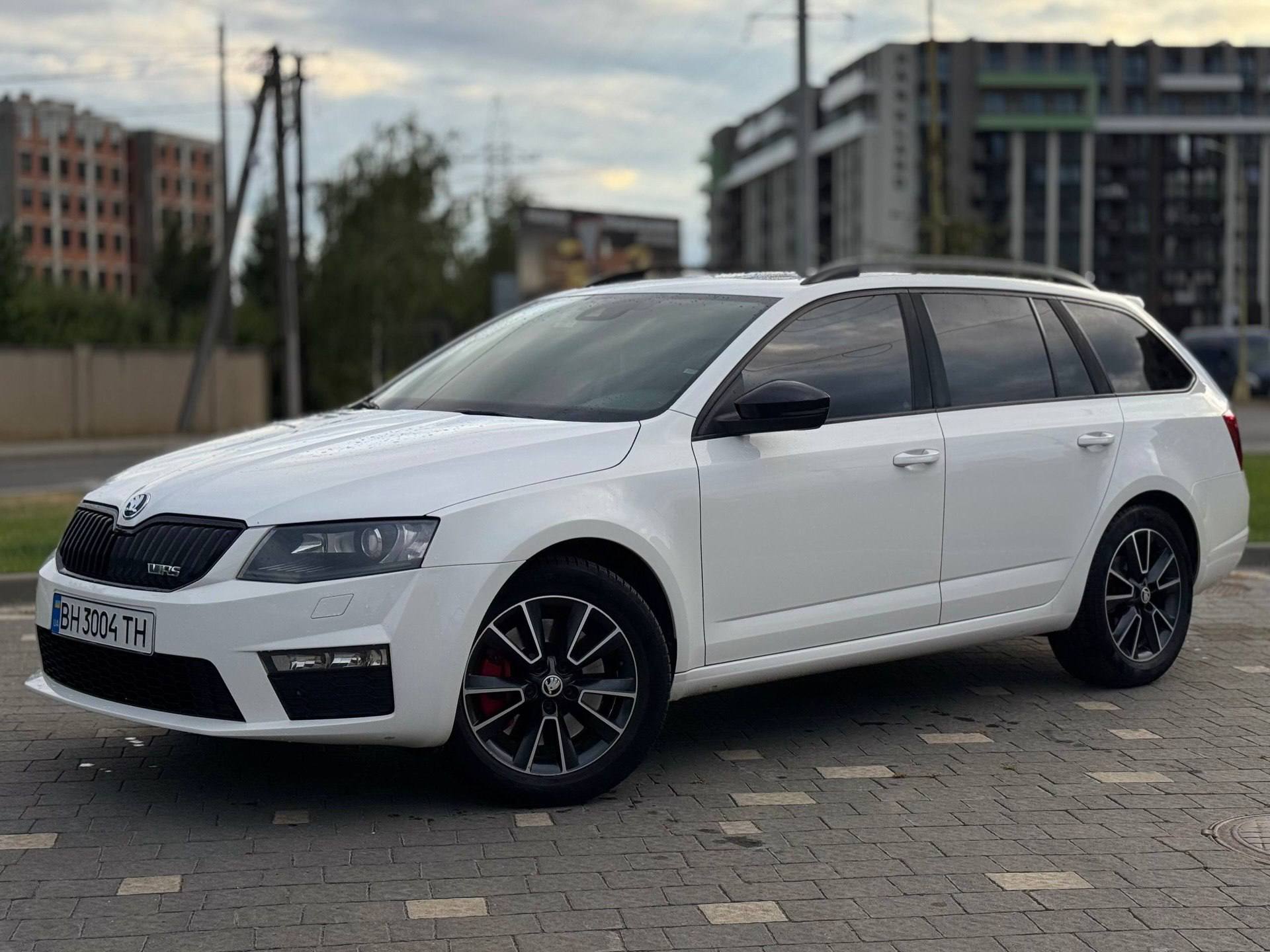Škoda Octavia — фото 1