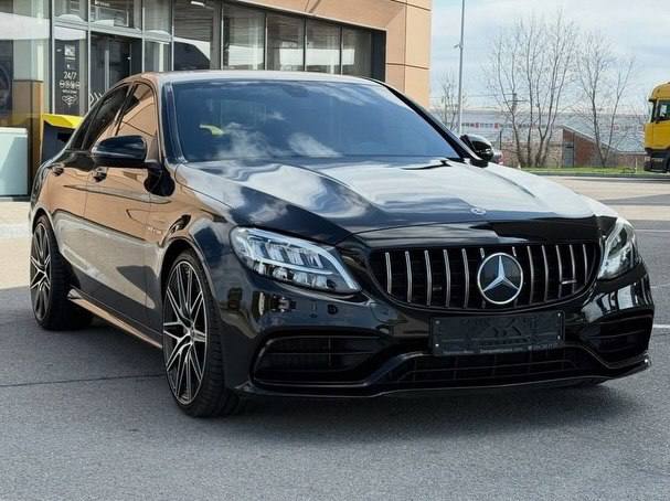 Mercedes-Benz C63 AMG