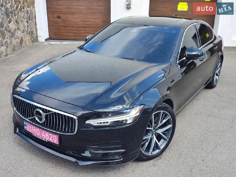 Volvo S90