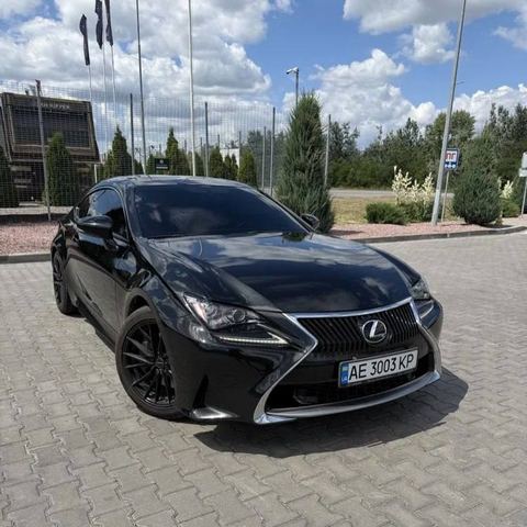 Lexus RC