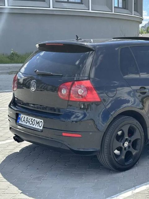 Volkswagen Golf GTI