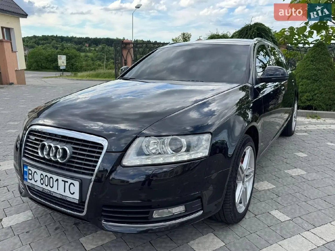 Audi A6 — фото 1