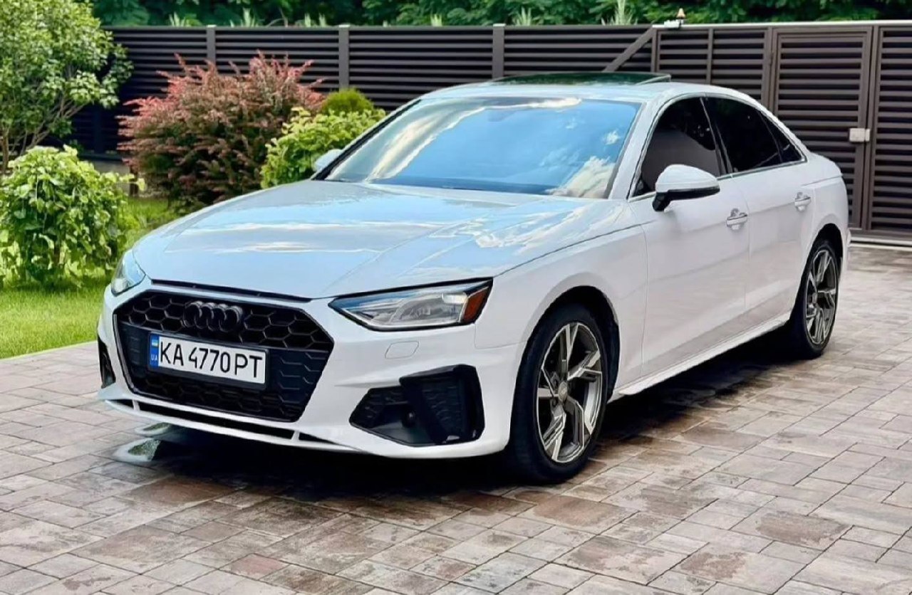 Audi A4 B9 8W Facelift — фото 1
