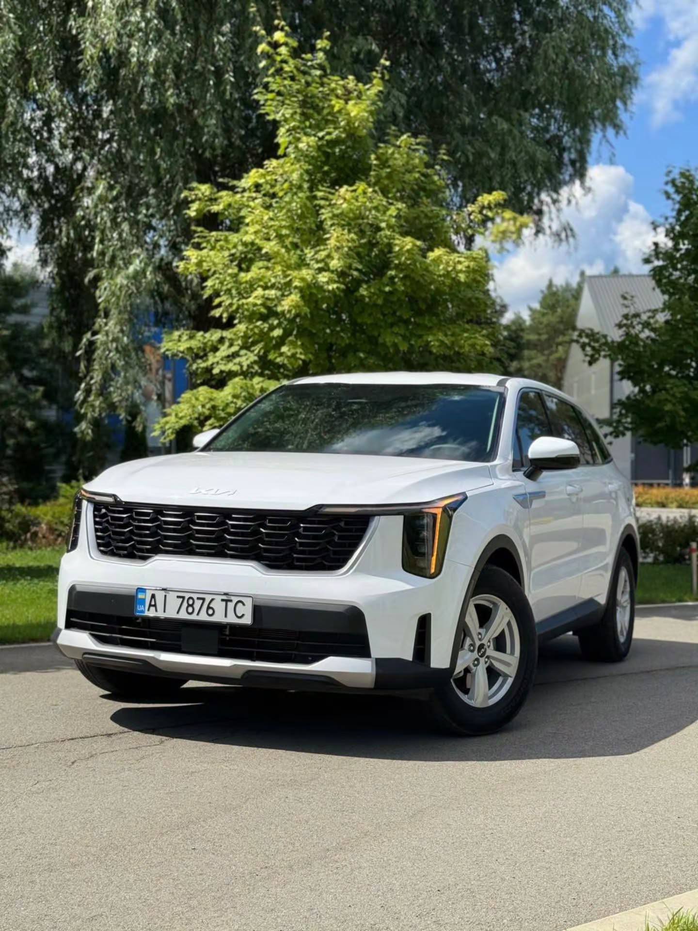 Kia Sorento — фото 1