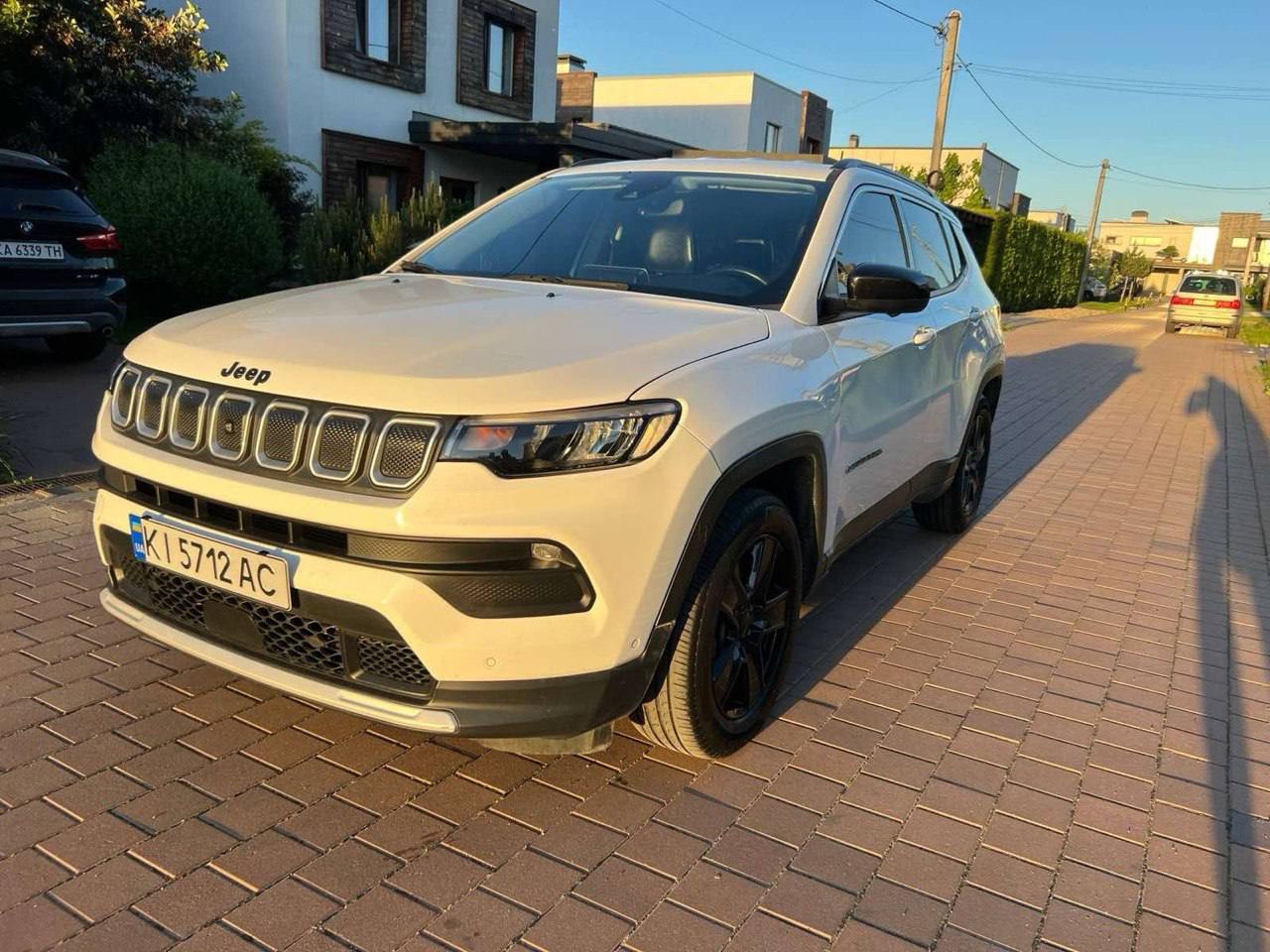 Jeep Compass — фото 1