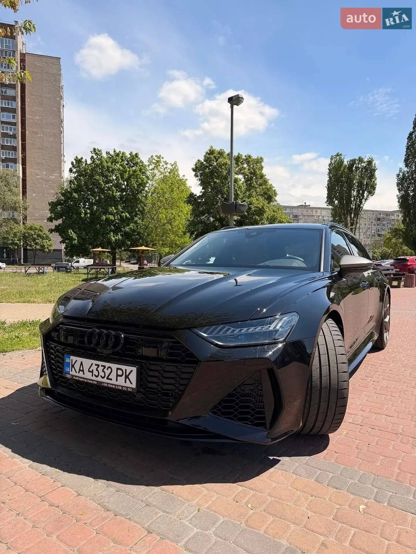 Audi RS6 — фото 1