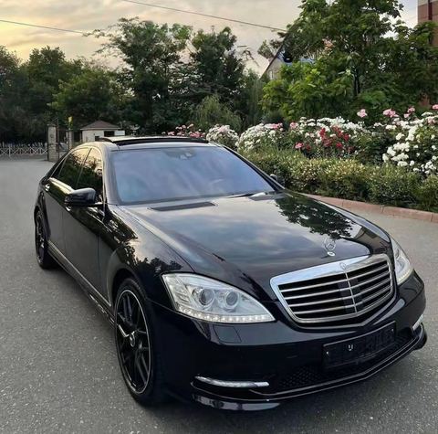 Mercedes-Benz S500