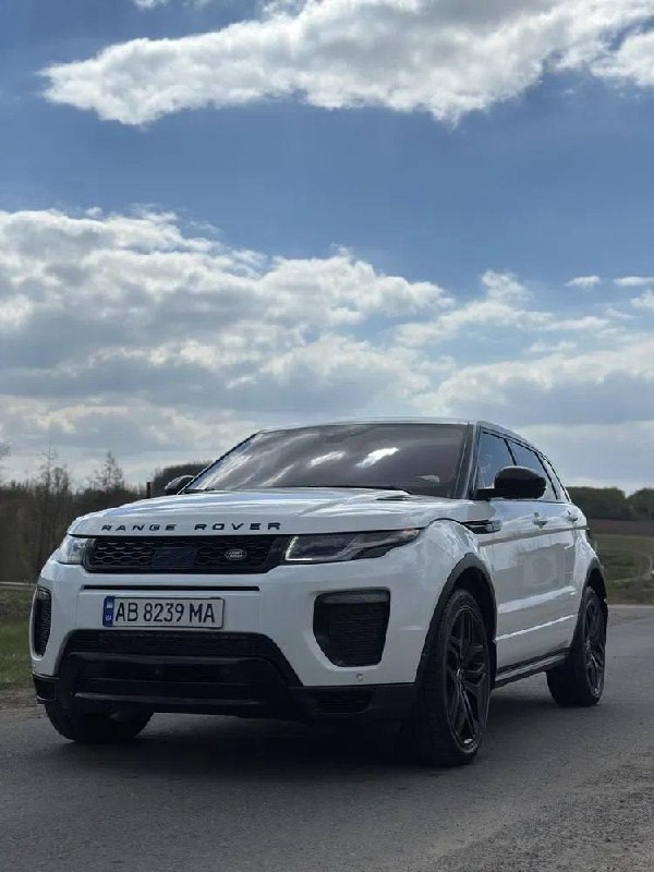 Land Rover Evoque — фото 1
