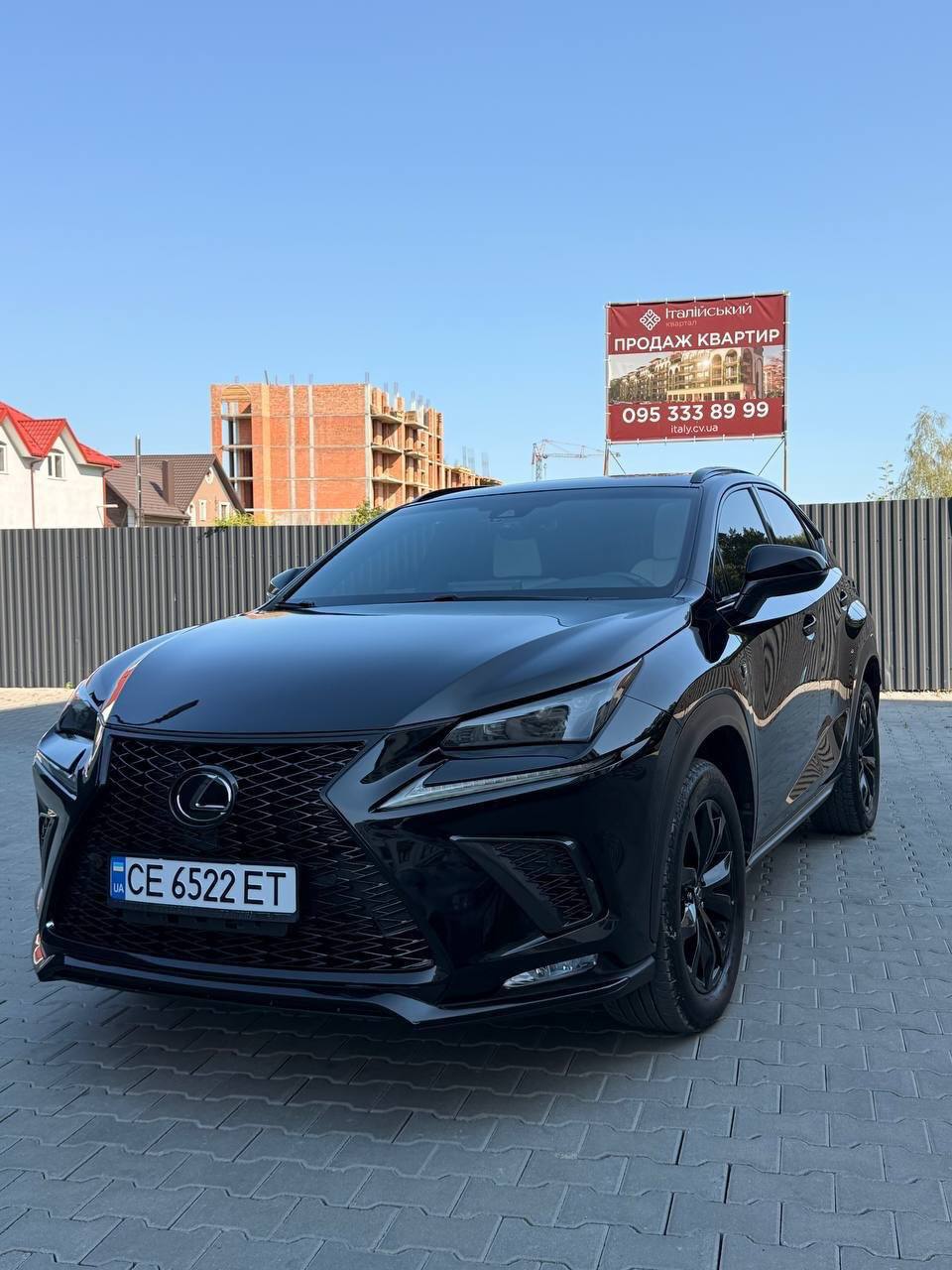 Lexus NX 300 F Sport — фото 1