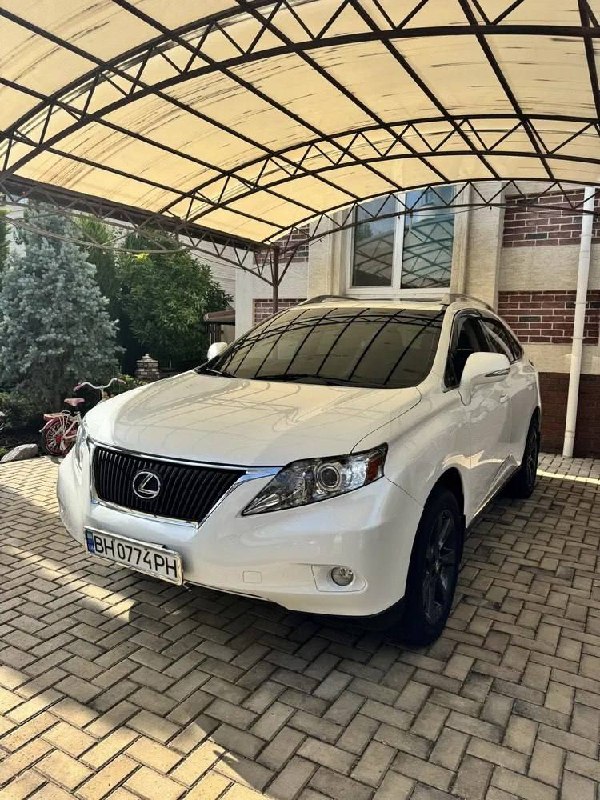 Lexus RX350 — фото 1